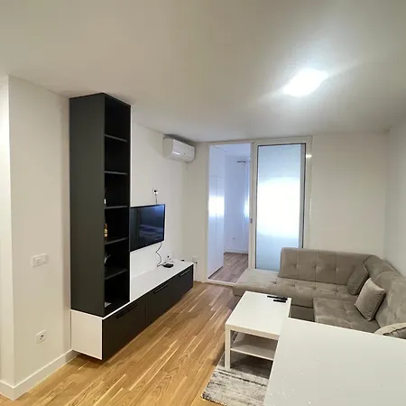 4th. Floor Ii * Banja Luka