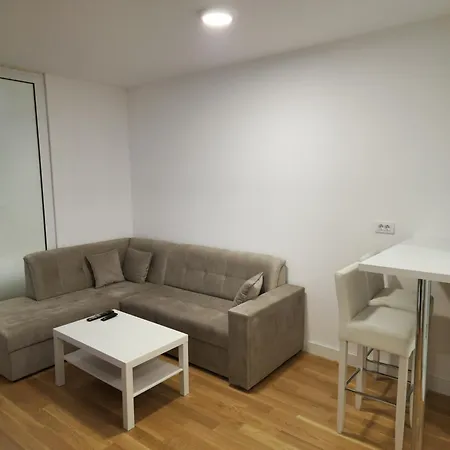 4th. Floor Ii * 巴尼西卢卡