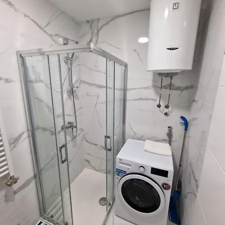 4th. Floor Ii Apartman